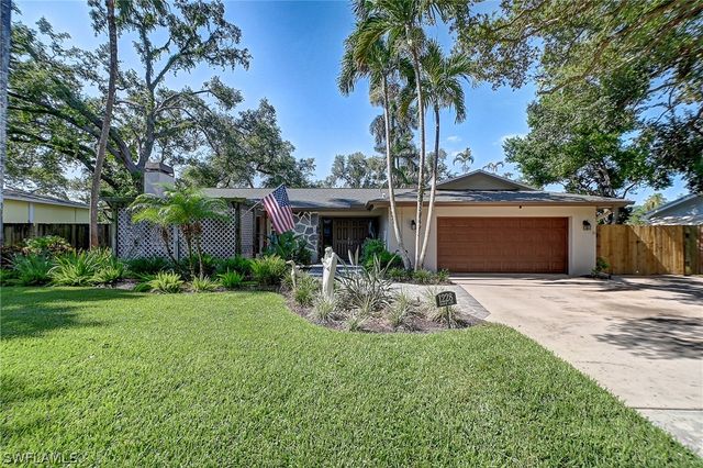 $949,000 | 1228 Shadow Lane | Fort Myers Country Club