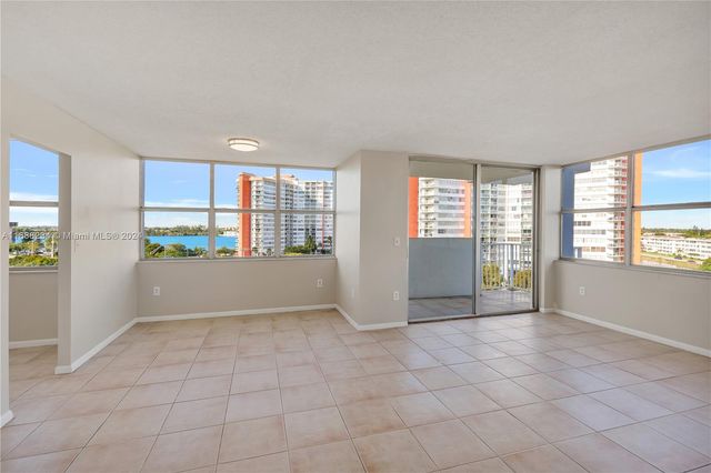 $2,400 | 1300 Northeast Miami Gardens Drive, Unit 714E | Wilshire Condominium