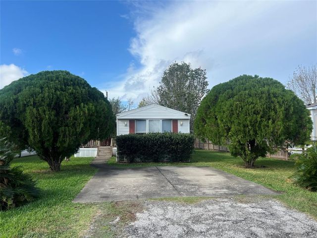 $149,900 | 2002 Austin Street | Rosenberg