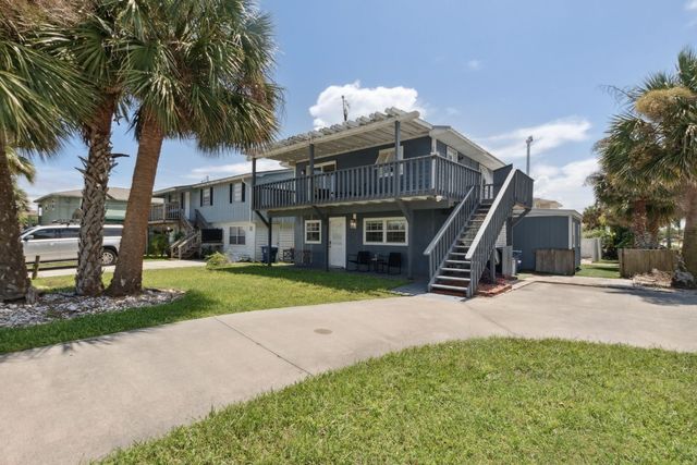 $845,000 | 2902 West 5th Street | Amelia Island