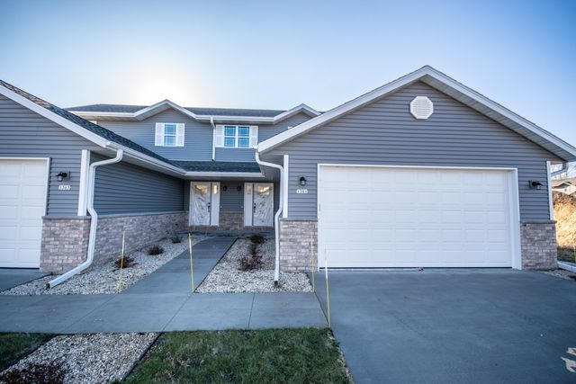 $427,000 | 1363 Legion Circle | West Bend