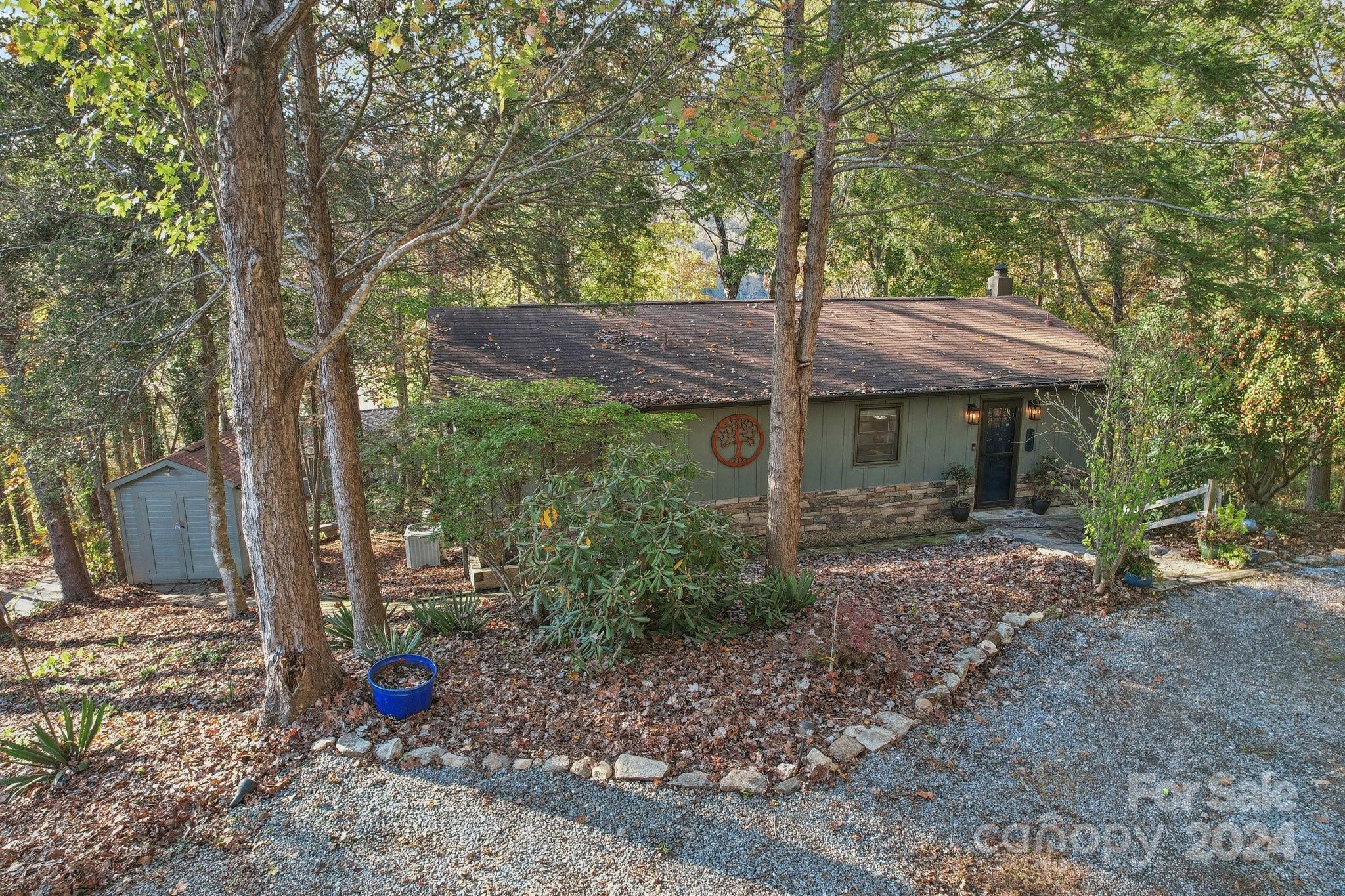 a view of a patio with a backyard