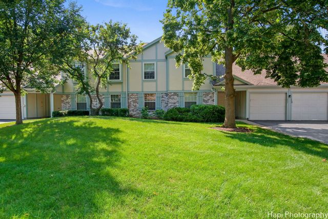 $3,200 | 203 Blossom Court, Unit 203 | Buffalo Grove