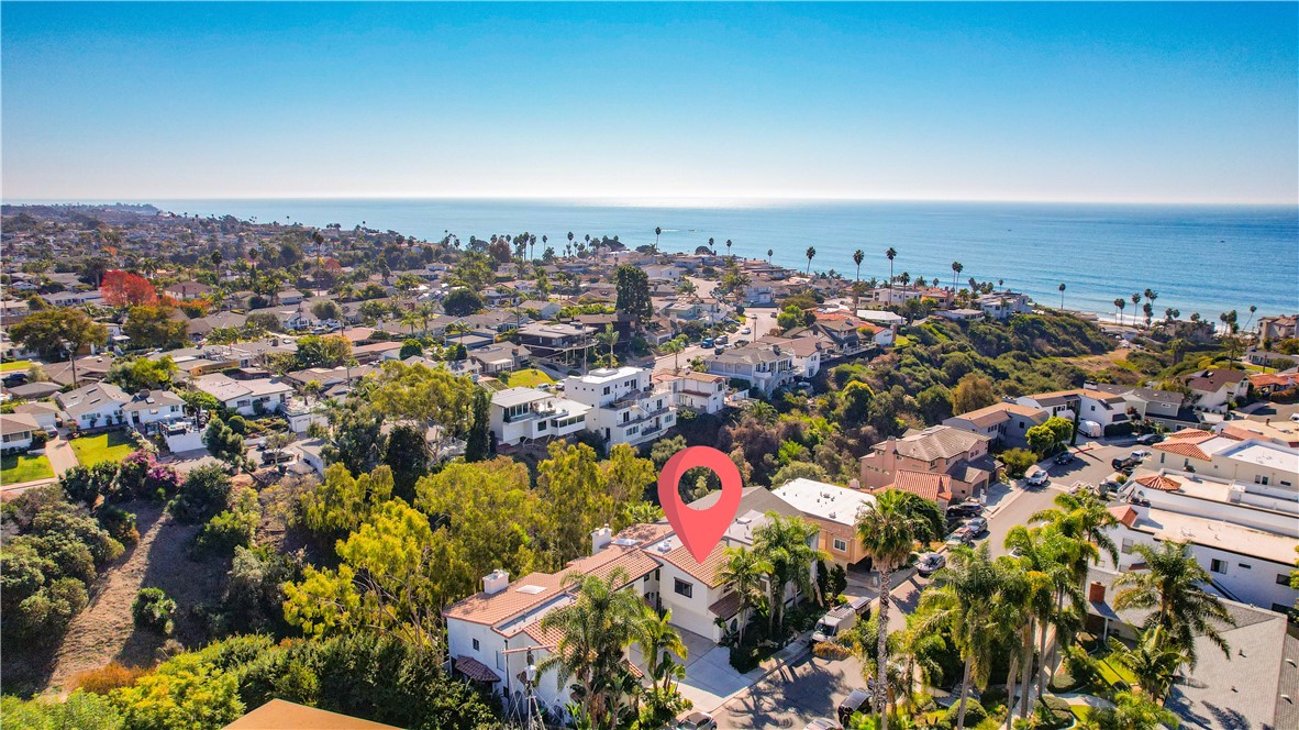 an aerial view of multiple house