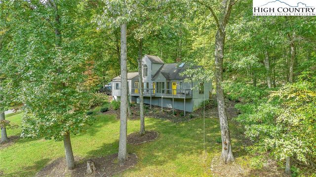 $329,900 | 478 Quail Hollow Road | Chestnut Hill Township - Ashe County