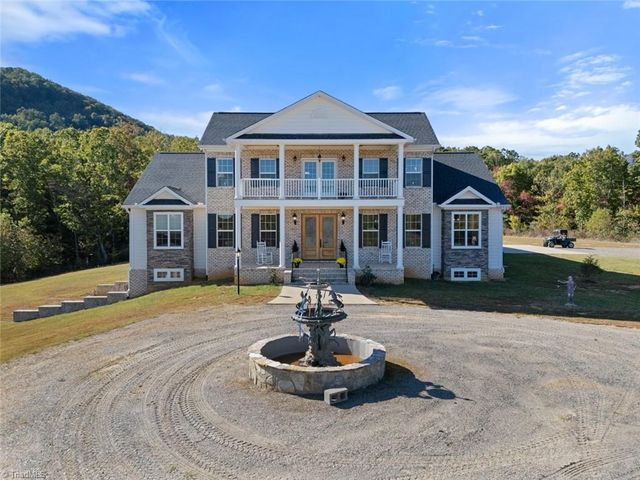 $3,850,000 | 204 Violet Rdg Trail | Stewarts Creek Township - Surry County