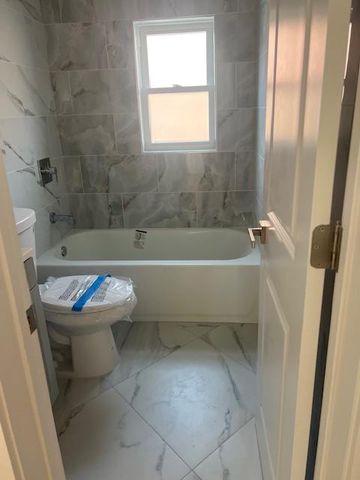 $3,800 | 455 Quincy Avenue, Unit 1 | Throgs Neck