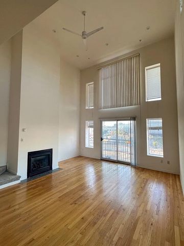 $3,200 | 1588 Indiana Street, Unit 6 | Central Waterfront-Dogpatch