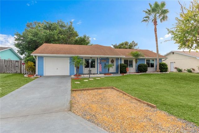 $479,000 | 2003 Northeast Aloe Calle | Jensen Park Estates