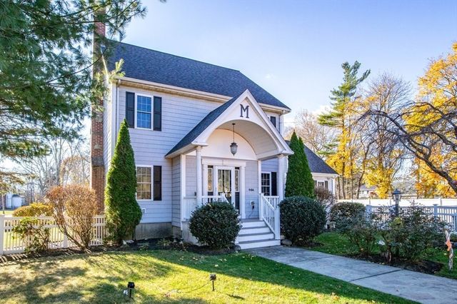 $699,900 | 486 Pearl Street | West Stoughton