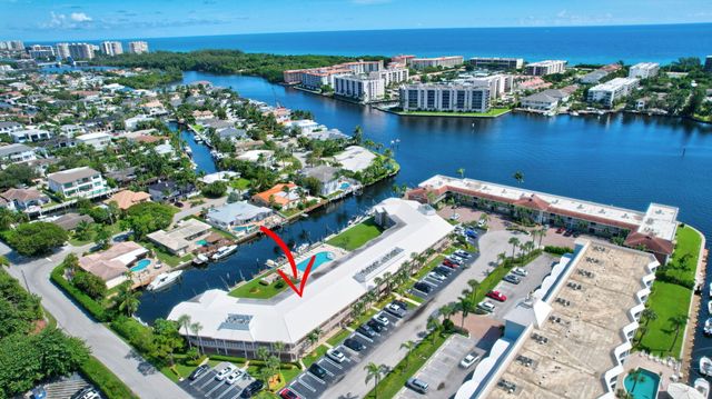 $525,000 | 701 Harbour Drive, Unit 205 | Northeast Boca Raton