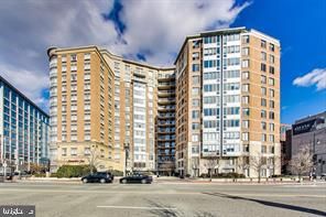 $2,500 | 555 Massachusetts Avenue Northwest, Unit 909 | Mount Vernon Square