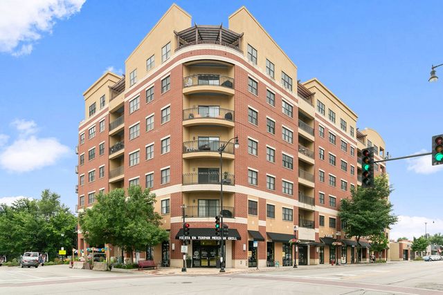 $368,000 | 4953 Oakton Street, Unit 403 | Skokie