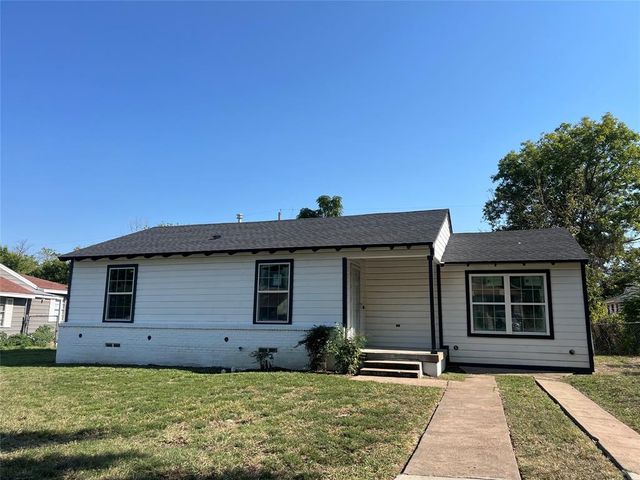 $199,800 | 2406 Jennings Avenue | Cedar Crest