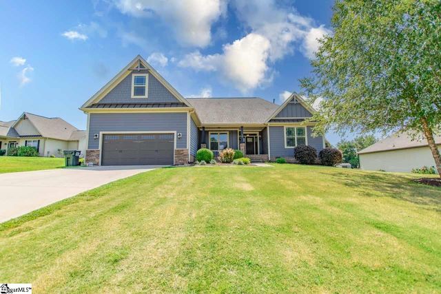 $484,500 | 19 Rising Meadow Lane