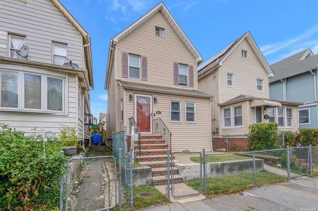 $424,999 | 1653 Castleton Avenue | Port Richmond