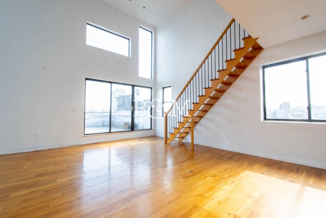 $7,000 | 128 Wythe Avenue, Unit PHF | Williamsburg