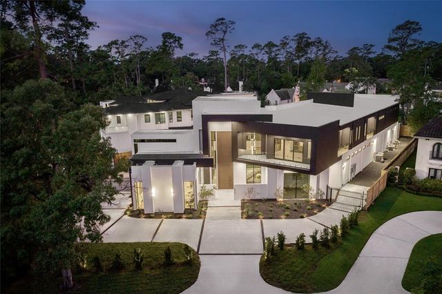 $5,750,000 | 10420 Memorial Drive | Hunters Creek Village