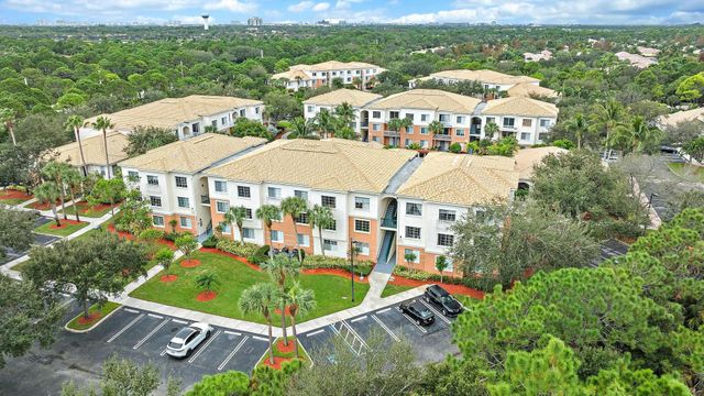 $344,900 | 4205 Myrtlewood Circle East, Unit E | Palm Beach Gardens