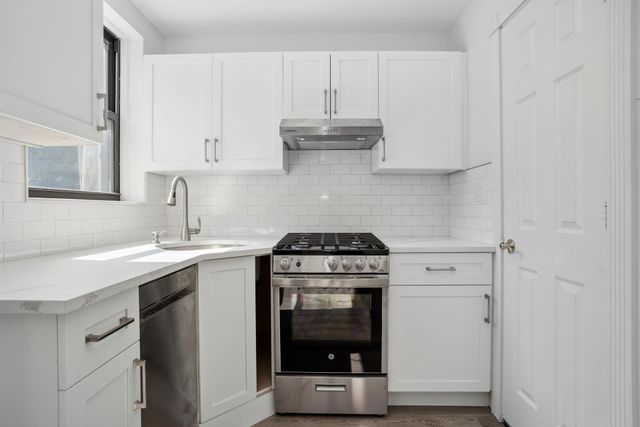 $3,850 | 211 5th Avenue, Unit 1 | Park Slope