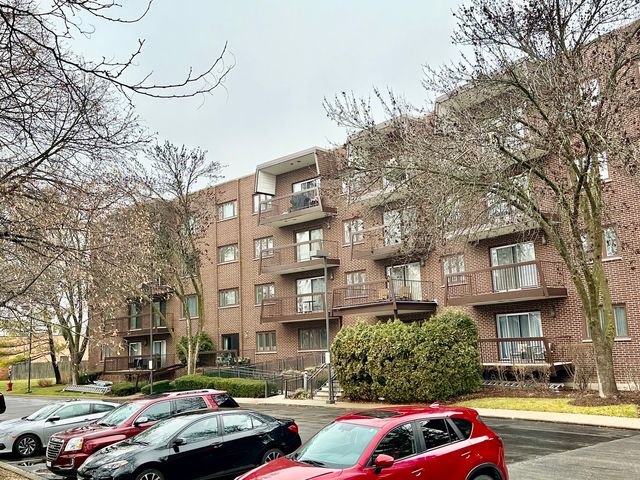 $284,900 | 300 East Dundee Road, Unit 309 | Buffalo Grove