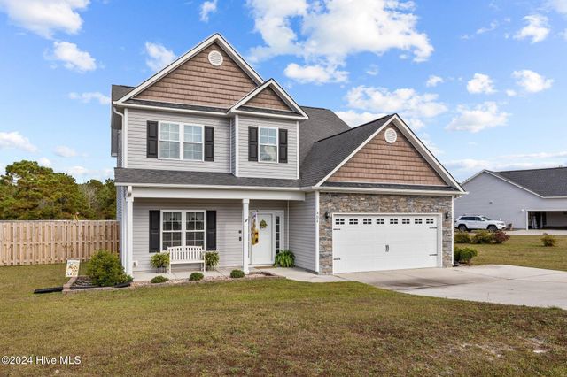 $415,000 | 404 Inverness Drive | Highlands at Queens Creek