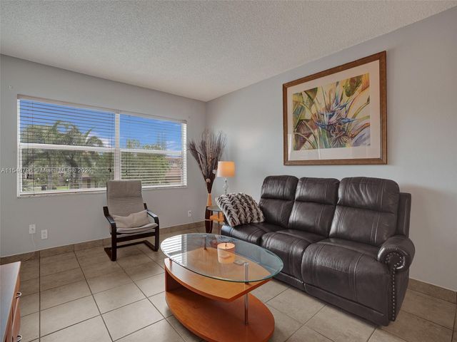 $119,000 | 3506 Northwest 49th Avenue, Unit 508 | Lauderdale Lakes West Gate