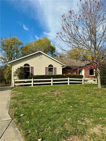 $265,000 | 336 Southeast Brownfield Drive | Lee's Summit