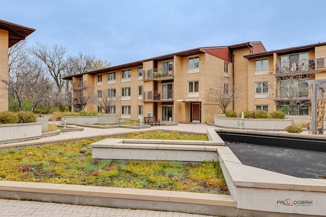 $324,900 | 2420 West Talcott Road, Unit 315 | Park Ridge