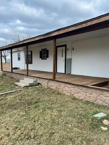 $1,500 | 4300 Fm 1496 Comanche Tx 76446, Unit B