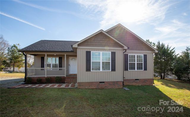 $289,000 | 5300 South Nc Highway | Tyro