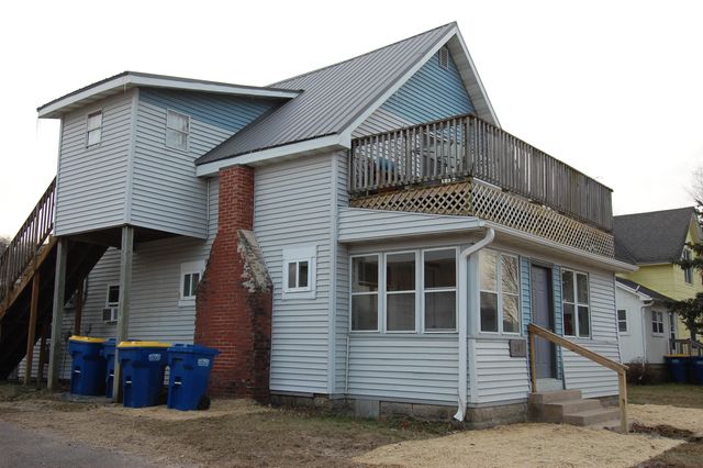 $144,900 | 217 West Commercial Street | Viola