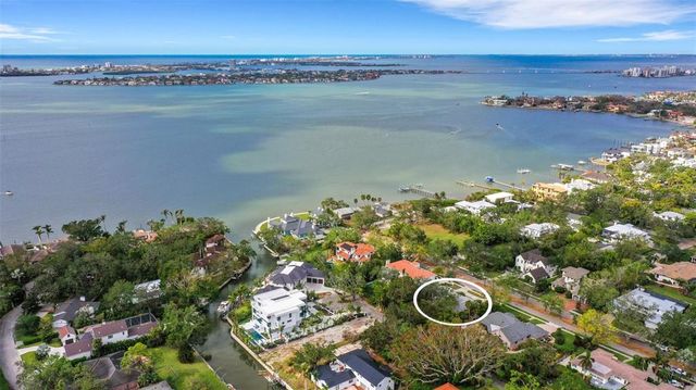 $2,390,000 | 1616 North Drive | Sarasota