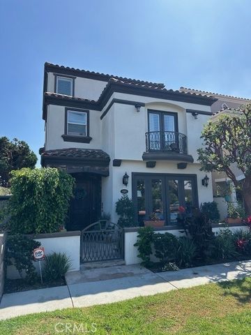 $7,995 | 808 Geneva Avenue | West Huntington Beach