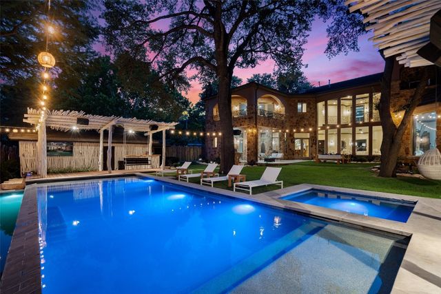 $7,000,000 | 2803 Pearce Road | Lake Austin