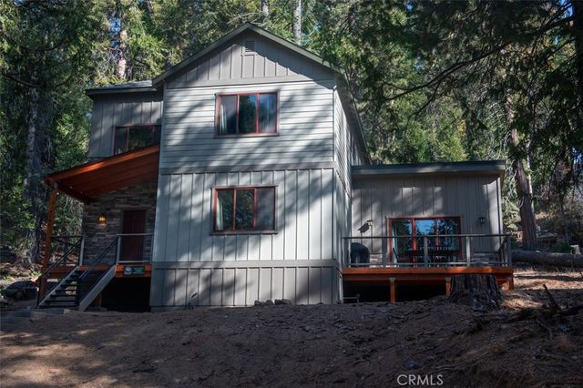 $1,550,000 | 7181 Yosemite Park Way | Yosemite West