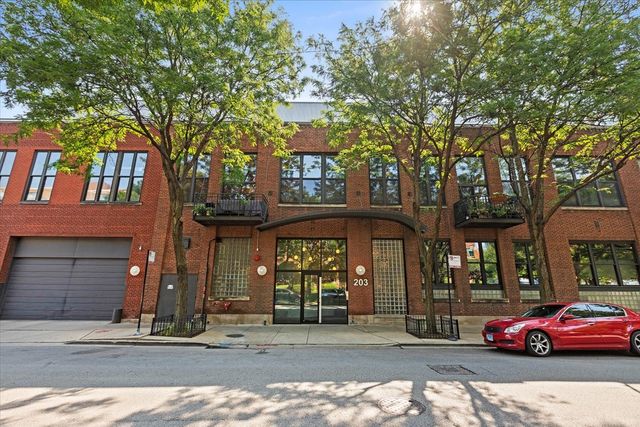 $395,000 | 203 South Sangamon Street, Unit 109 | West Loop