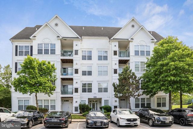 $289,990 | 15618 Everglade Lane, Unit 101 | Bowie