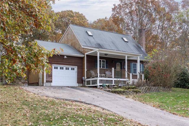 $599,000 | 23 Erin Drive | South Kingstown