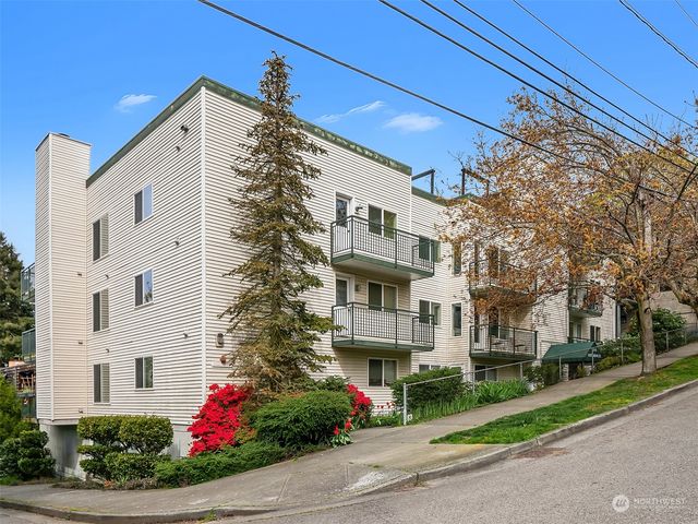 $550,000 | 1110 West Howe Street, Unit 202 | West Queen Anne