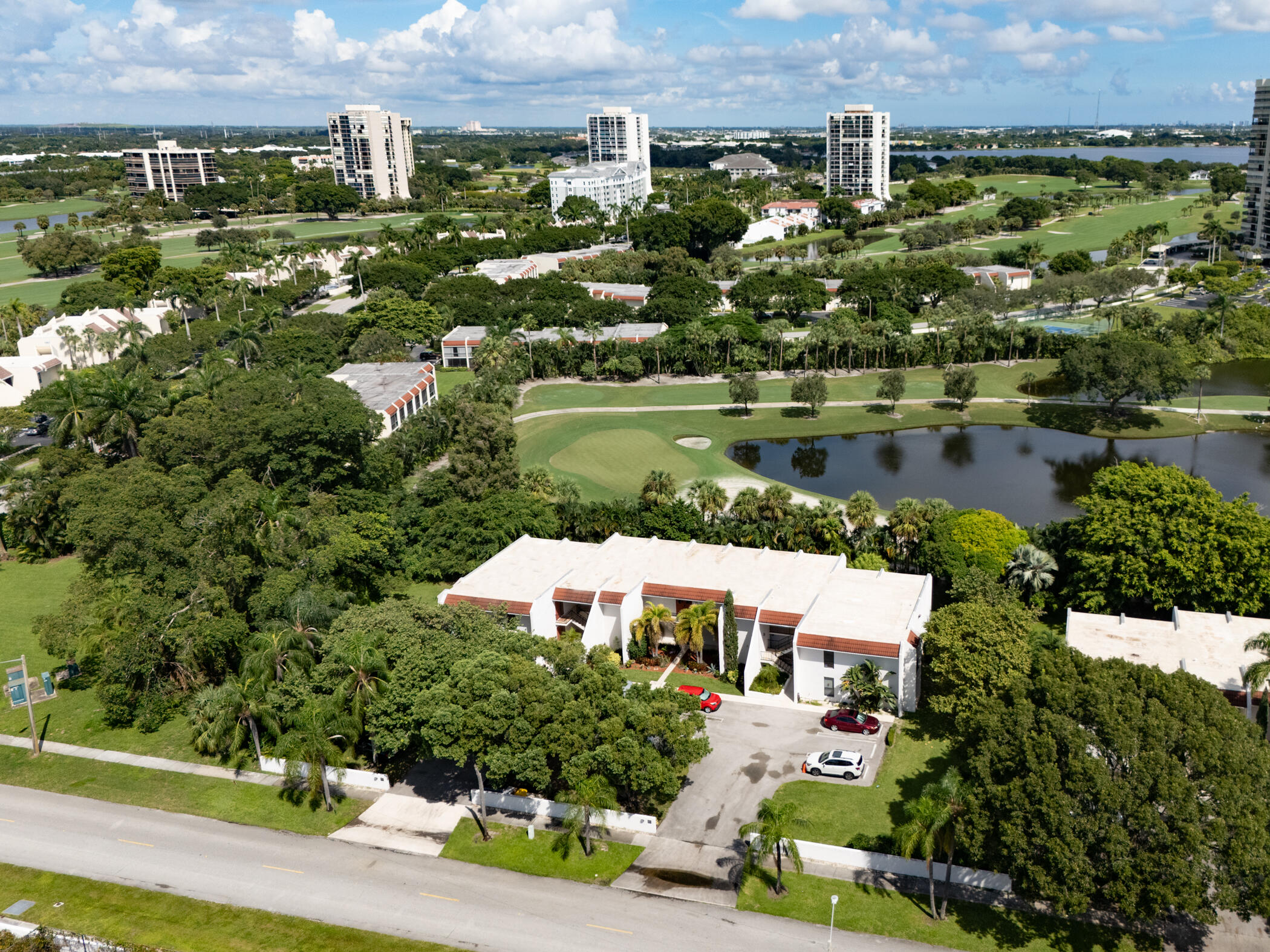 an aerial view of multiple house