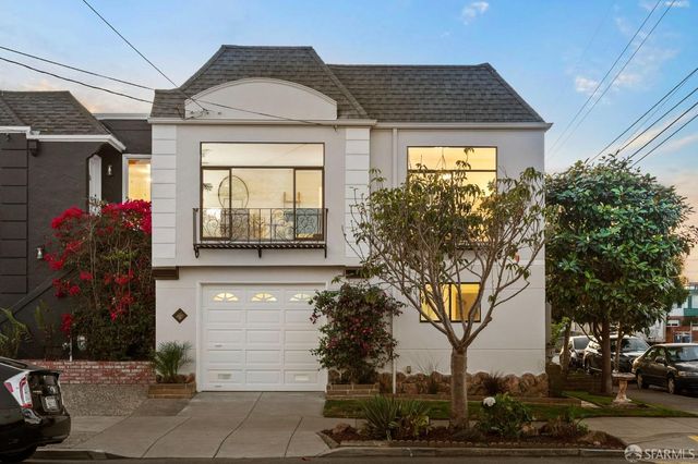 $1,295,000 | 2501 Quintara Street | Parkside