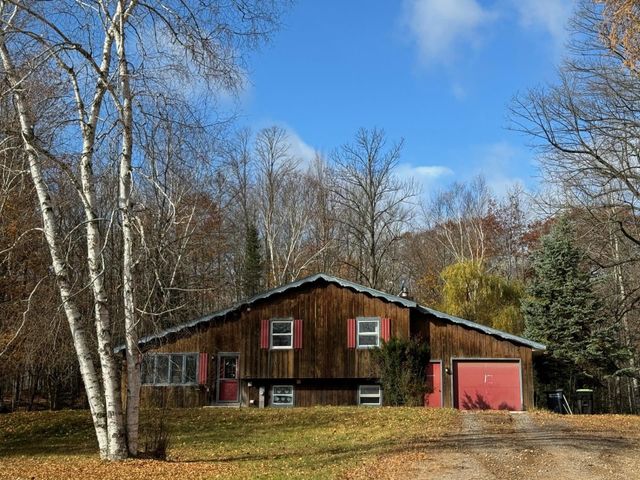 $149,900 | 1365 Fischer Lake Parkway | Aurora