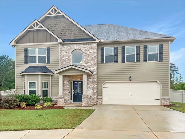 $481,000 | 210 Brookview Drive | Newnan