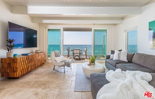 $2,995,000 | 11770 Pacific Coast Highway, Unit G