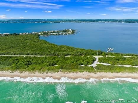 $850,000 | State Road | Hutchinson Island South