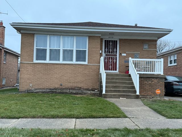 $224,900 | 605 Hoxie Avenue | Calumet City