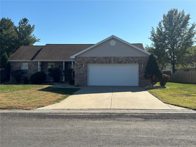 $256,900 | 306 Susan Drive | Albers