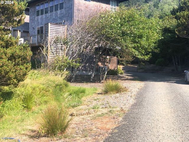 $195,000 | 3600 Village Lane | Yachats