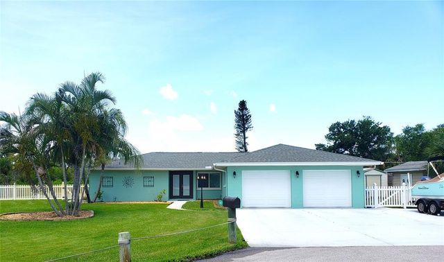 $647,000 | 613 Elba Drive | Nokomis